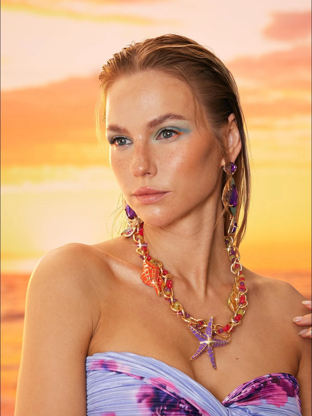 Mikko Geometric Rhinestone Earrings - Image 2