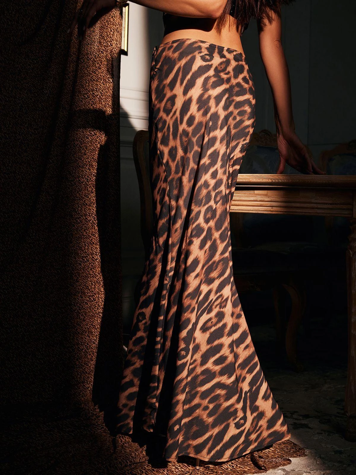 Alexander Leopard Print Skirt - Image 6