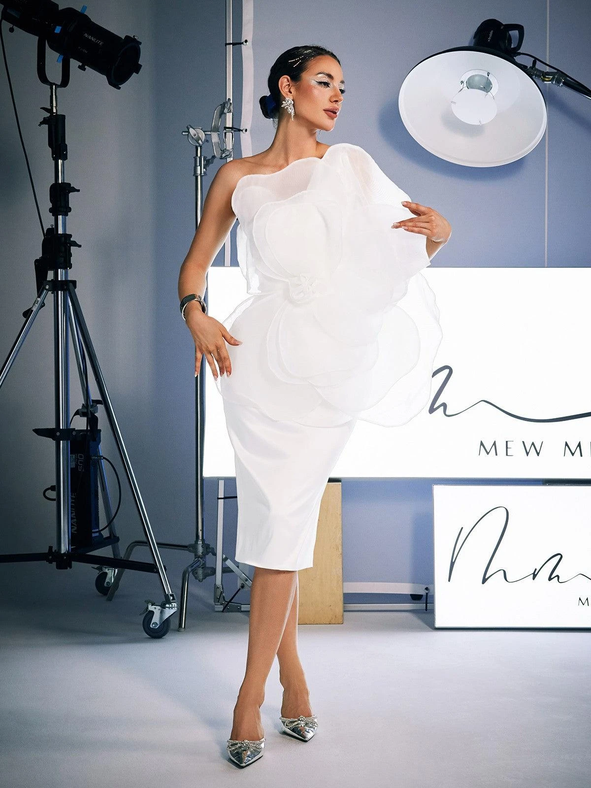 Gannon One Shoulder Flower Satin Midi Dress - Image 2