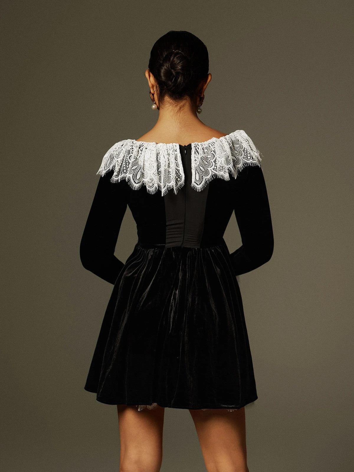 Jaxon Lace Trimmed Velvet Mini Dress - Image 6