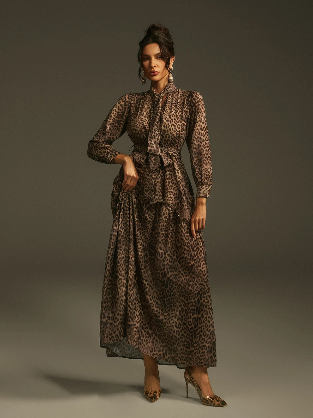 Latiece Long Sleeve Leopard Midi Dress - Image 4