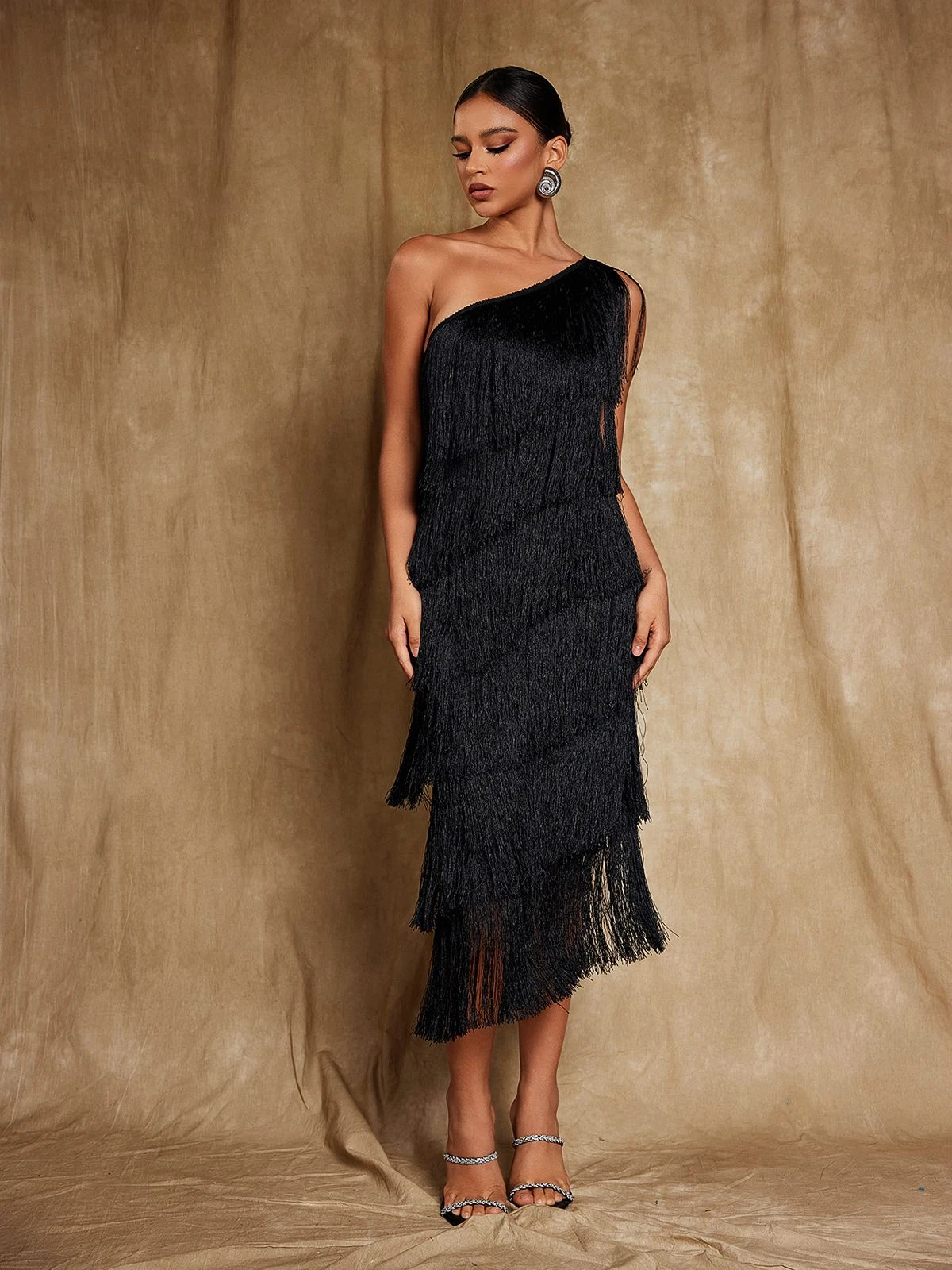 Stiorra One Shoulder Fringe Midi Dress - Image 4